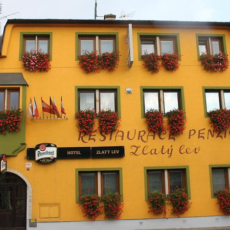 Zlaty Lev Hotel Svitavy Bagian luar foto