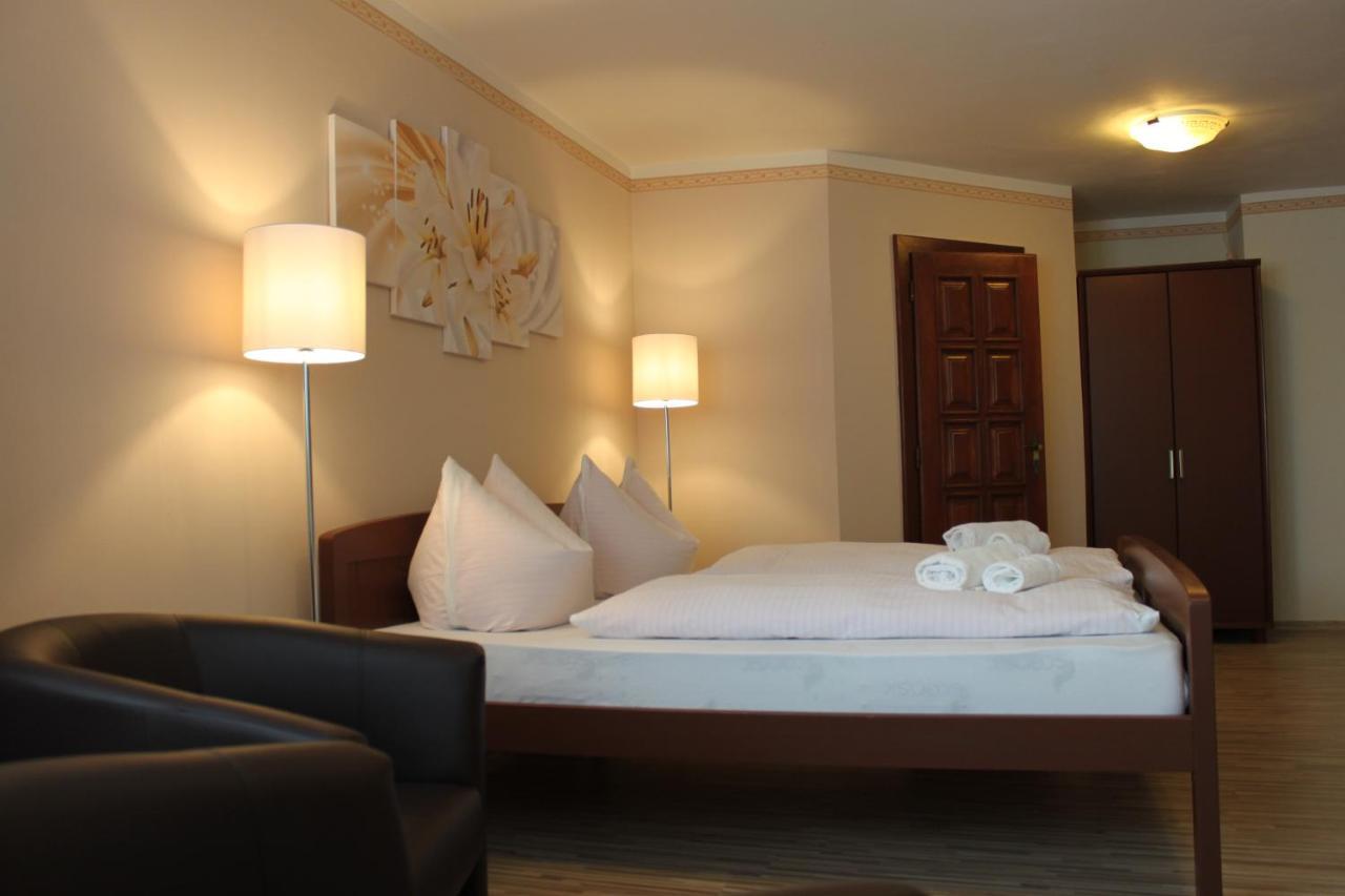 Zlaty Lev Hotel Svitavy Bagian luar foto