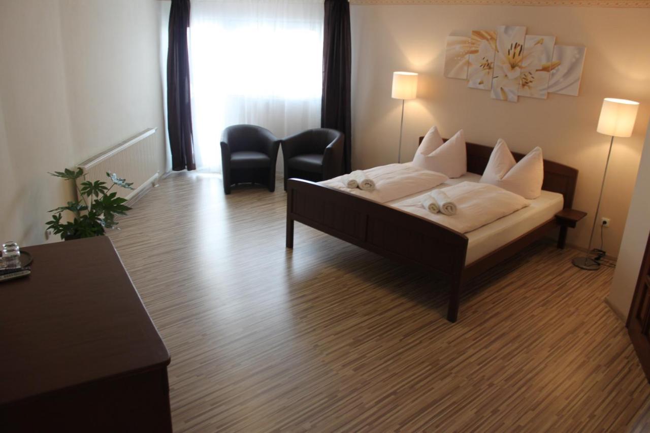 Zlaty Lev Hotel Svitavy Bagian luar foto